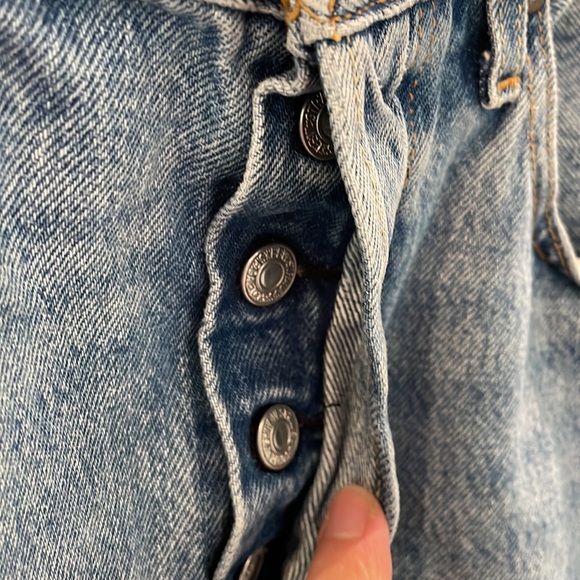 Levi’s classic jeans with no stretch - Picture 2 of 8